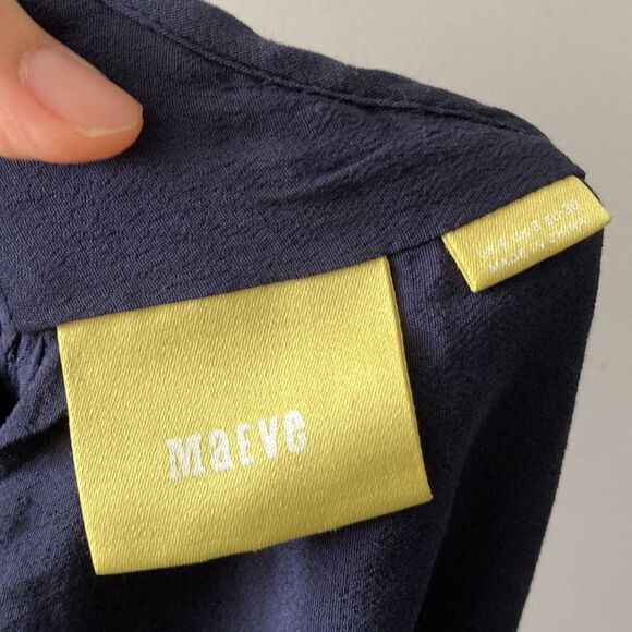 Maeve by‎ Anthropologie Ruffle Cold Shoulder Navy Top Size 4 - Picture 3 of 7